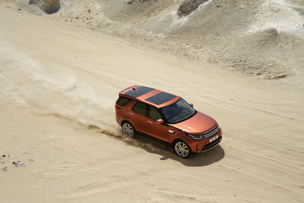 Новият Land Rover Discovery е тук
